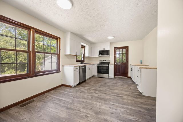 288 Jones Drive, Russell Springs, KY 42642
