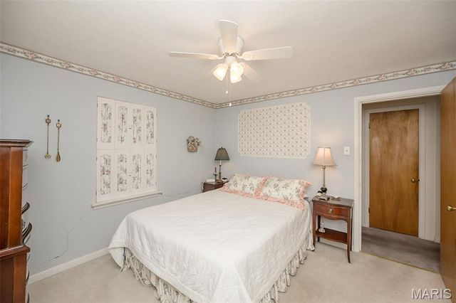 521 Kehrs Mill Road, Ballwin, MO 63011