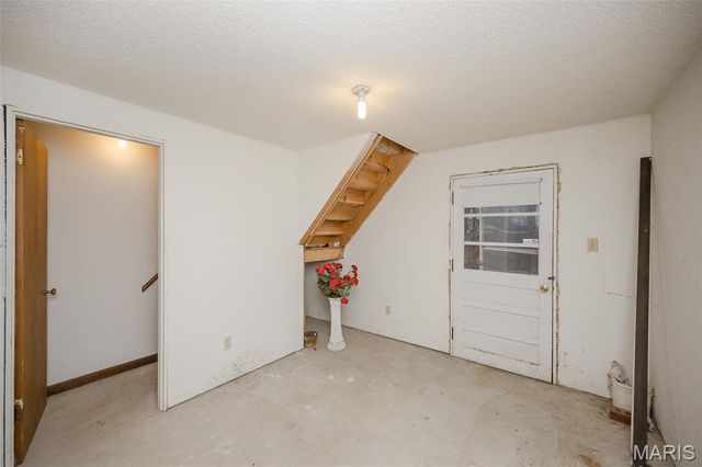 521 Kehrs Mill Road, Ballwin, MO 63011