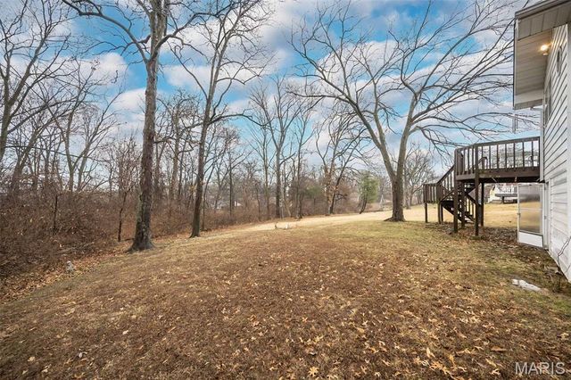 521 Kehrs Mill Road, Ballwin, MO 63011