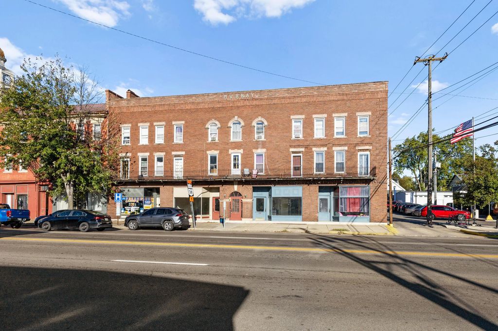 9 E High Street, London, OH 43140