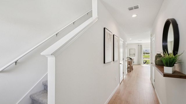 6611 S RICHARD AVENUE, Tampa, FL 33616