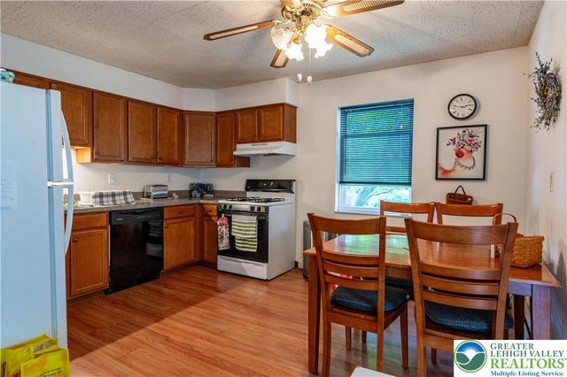 90 Gum Street 1N, Upper Nazareth Twp, PA 18064