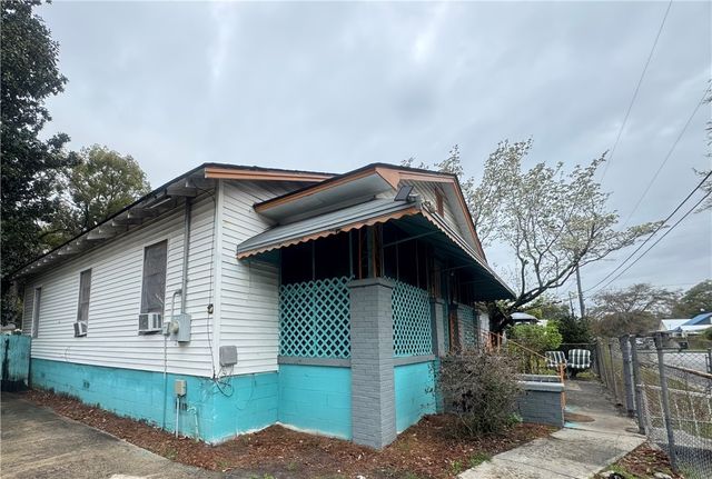 1923 wolfe Street, Brunswick, GA 31520