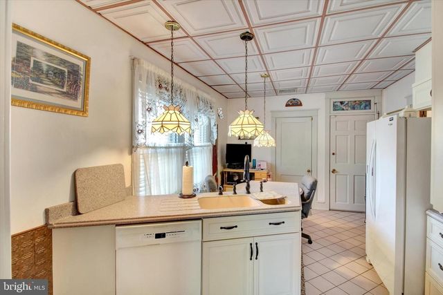 238 E WALNUT ST, Reading, PA 19607
