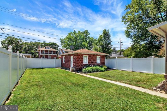 238 E WALNUT ST, Reading, PA 19607