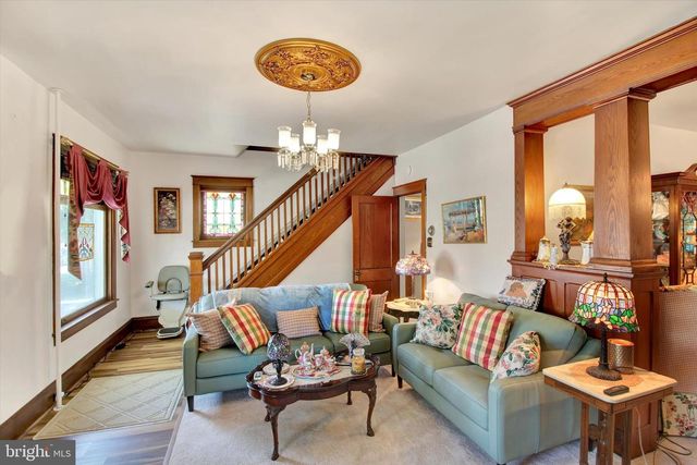 238 E WALNUT ST, Reading, PA 19607