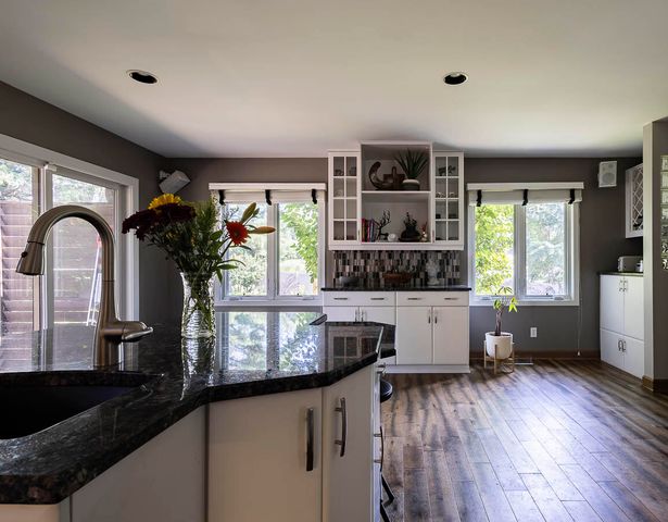 85 Tanglewood Trail, Valparaiso, IN 46385