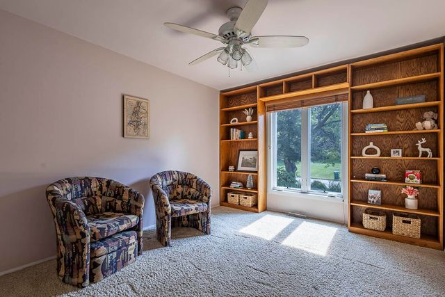 85 Tanglewood Trail, Valparaiso, IN 46385