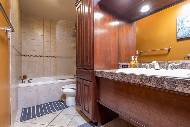 85 Tanglewood Trail, Valparaiso, IN 46385