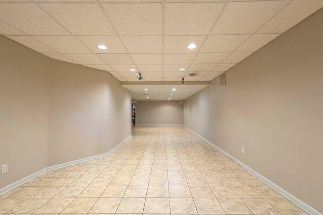 85 Tanglewood Trail, Valparaiso, IN 46385
