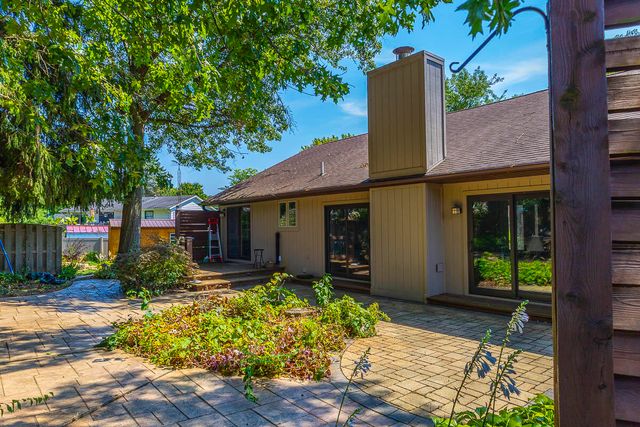 85 Tanglewood Trail, Valparaiso, IN 46385
