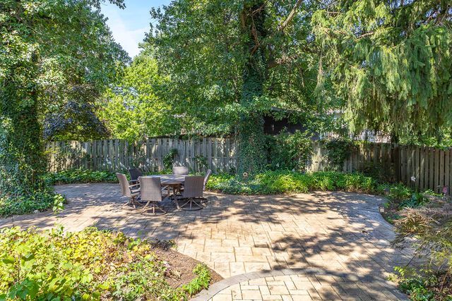 85 Tanglewood Trail, Valparaiso, IN 46385