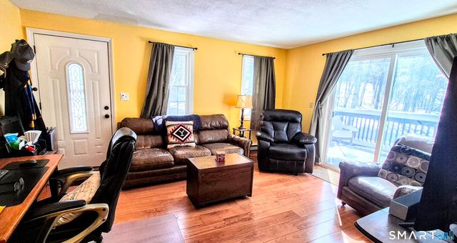 239 Old Farms Road APT 15C, Avon, CT 06001