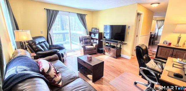 239 Old Farms Road APT 15C, Avon, CT 06001