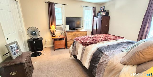 239 Old Farms Road APT 15C, Avon, CT 06001