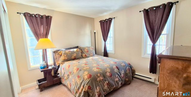 239 Old Farms Road APT 15C, Avon, CT 06001