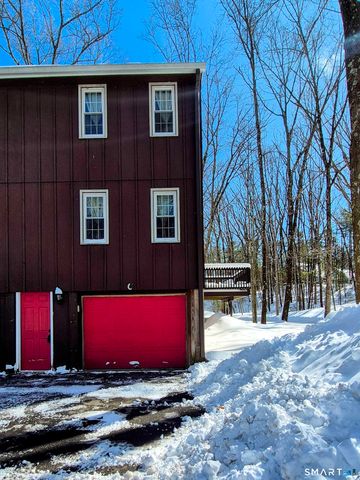 239 Old Farms Road APT 15C, Avon, CT 06001