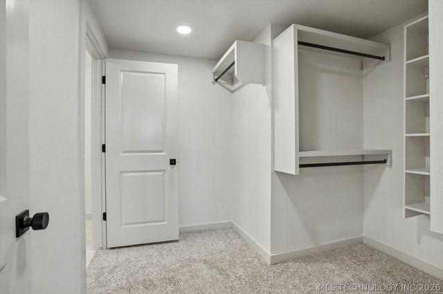 908 N Ash Avenue, Sand Springs, OK 74063