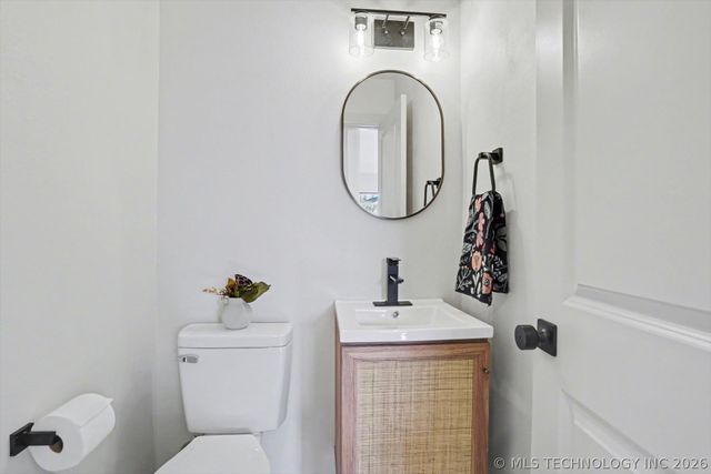 908 N Ash Avenue, Sand Springs, OK 74063