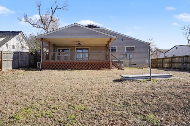 908 N Ash Avenue, Sand Springs, OK 74063