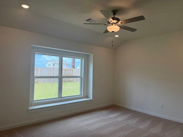 8327 Amber Summit Lane, Angleton, TX 77515