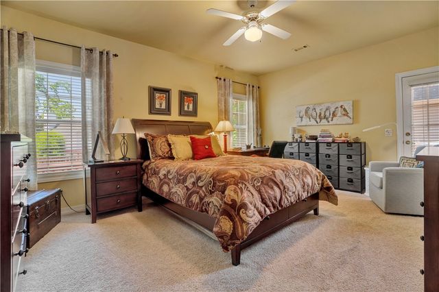 3527 N Dustin Way, Fayetteville, AR 72703