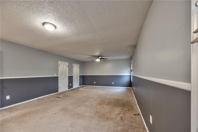 12721 W 100th Street, Lenexa, KS 66215