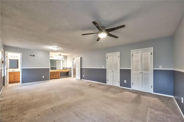 12721 W 100th Street, Lenexa, KS 66215