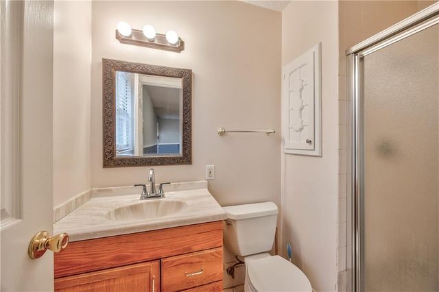 12721 W 100th Street, Lenexa, KS 66215