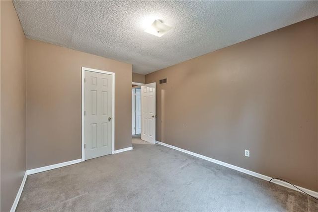 12721 W 100th Street, Lenexa, KS 66215