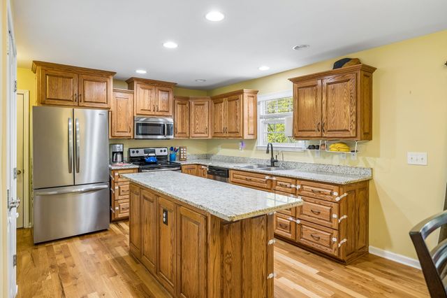 1548 Heller Rdg, Spring Hill, TN 37174