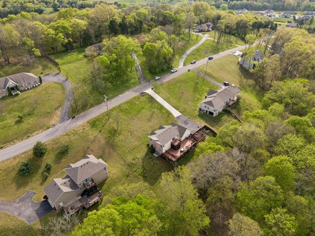 1548 Heller Rdg, Spring Hill, TN 37174