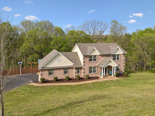 1548 Heller Rdg, Spring Hill, TN 37174