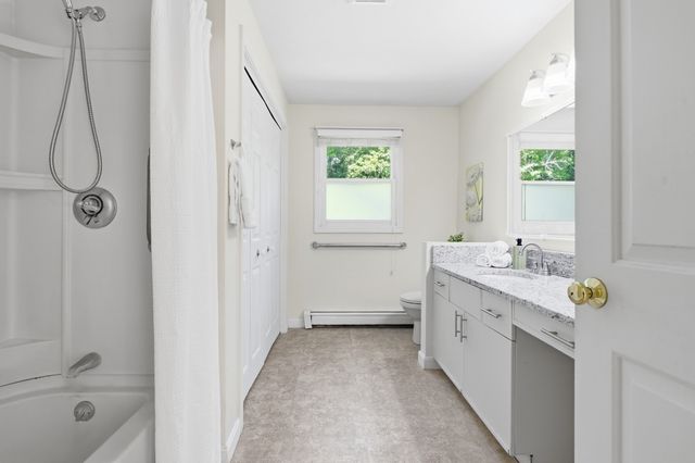 51 Hosmer St, Acton, MA 01720