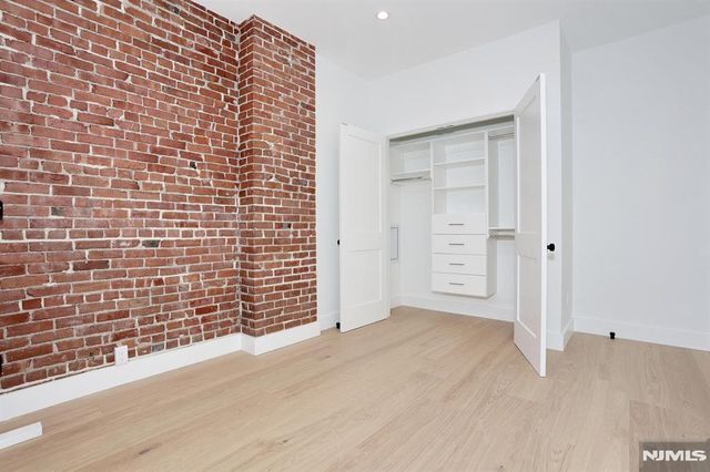 45 E Palisade Avenue 2A, Englewood, NJ 07631