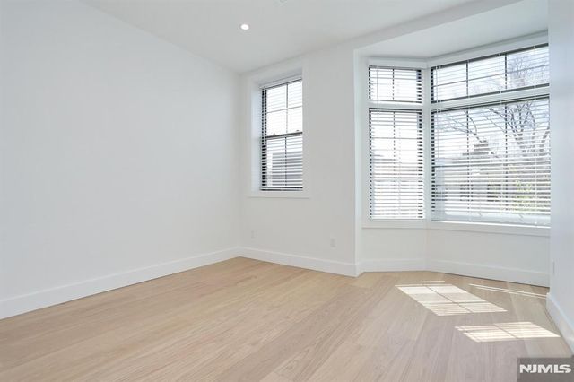 45 E Palisade Avenue 2A, Englewood, NJ 07631