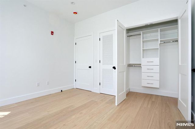 45 E Palisade Avenue 2A, Englewood, NJ 07631