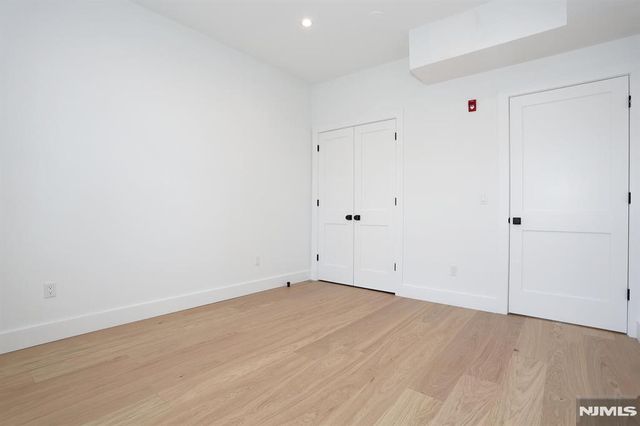 45 E Palisade Avenue 2A, Englewood, NJ 07631