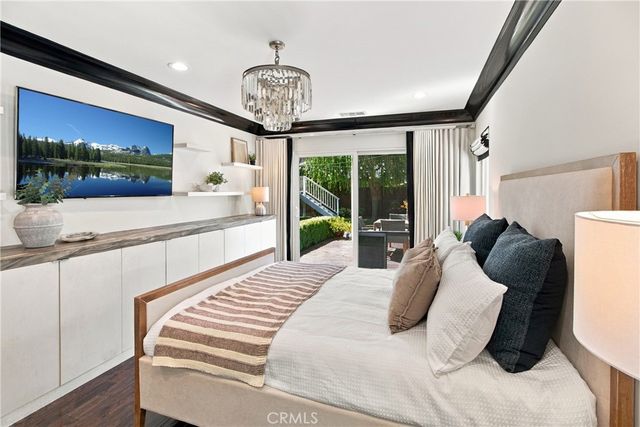 335 N Catalina Street, Burbank, CA 91505