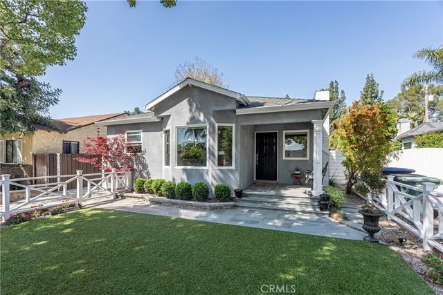 335 N Catalina Street, Burbank, CA 91505