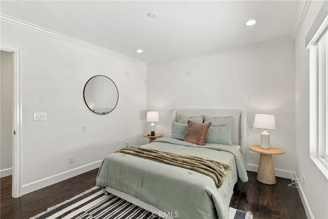335 N Catalina Street, Burbank, CA 91505