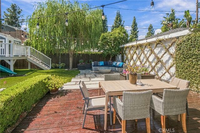 335 N Catalina Street, Burbank, CA 91505