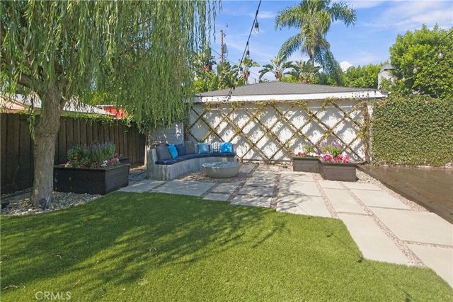 335 N Catalina Street, Burbank, CA 91505