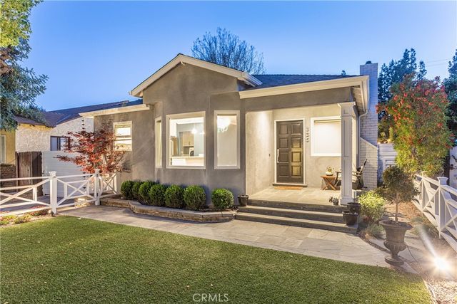 335 N Catalina Street, Burbank, CA 91505