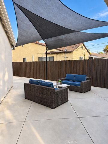 335 N Catalina Street, Burbank, CA 91505