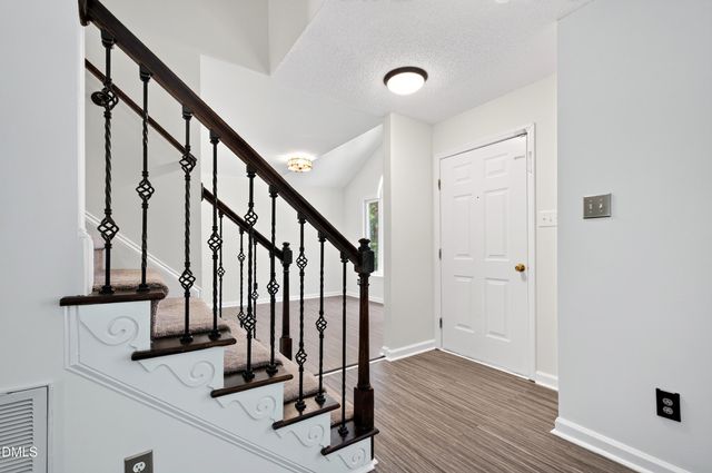 2813 Girth Lane, Raleigh, NC 27603