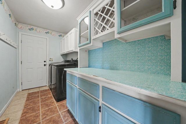 18567 Sugar Pine Dr, Pine Grove, CA 95665