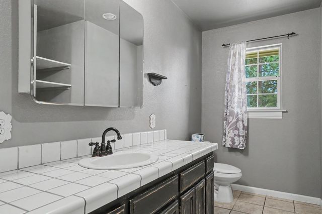 18567 Sugar Pine Dr, Pine Grove, CA 95665