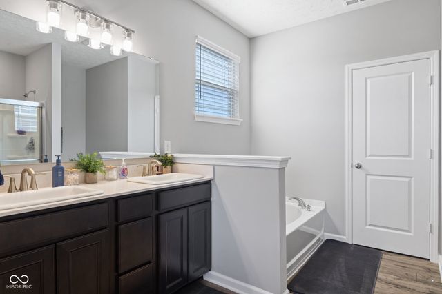 7834 Fairwood Boulevard, Plainfield, IN 46168